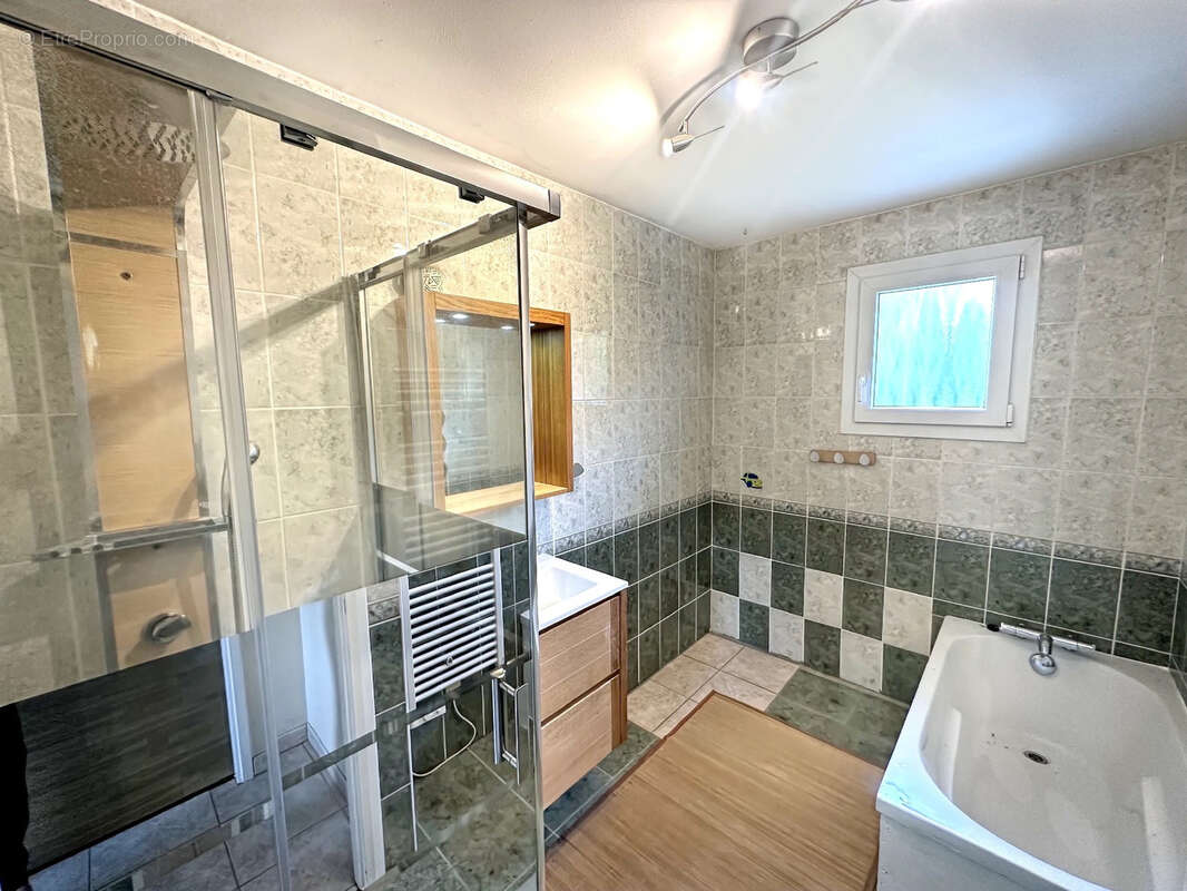 Maison à DOMEVRE-EN-HAYE