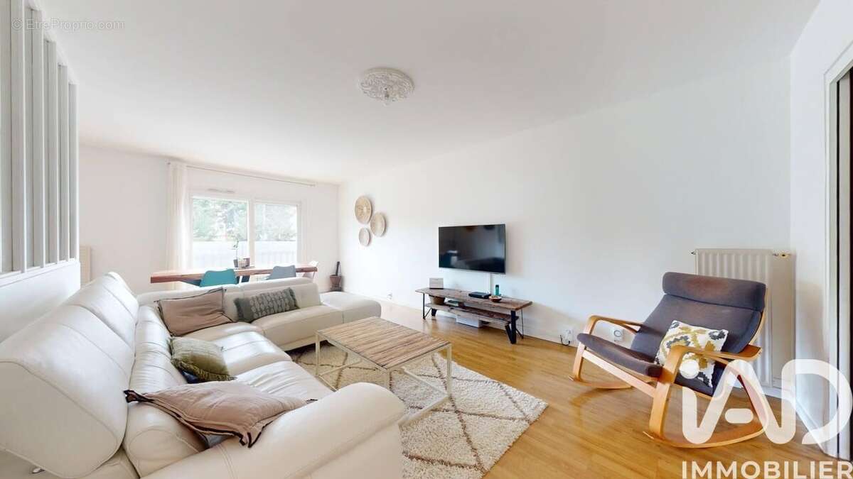 Photo 2 - Maison à ELANCOURT