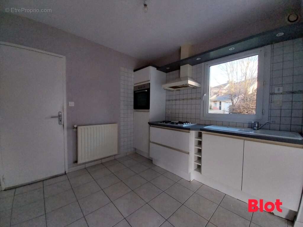 Maison à BAIN-DE-BRETAGNE