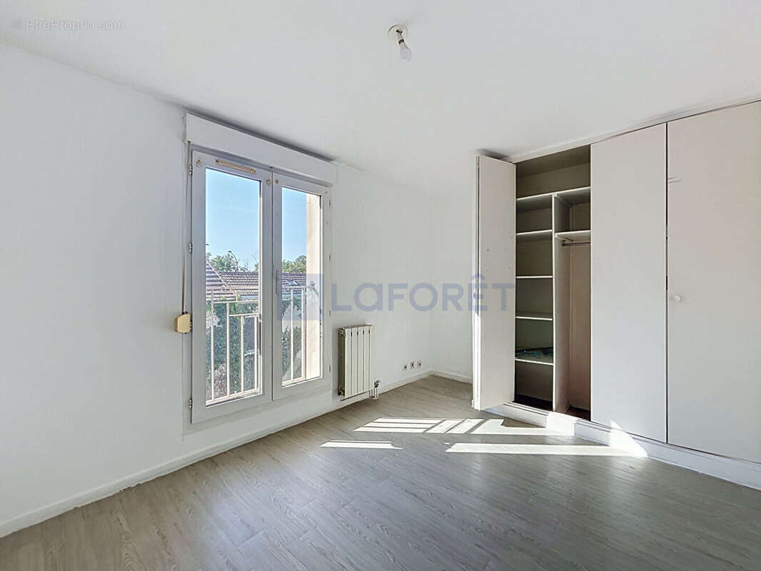 Appartement 2 pièces à vendre à Romainville - Secteur Mairie - photo 5