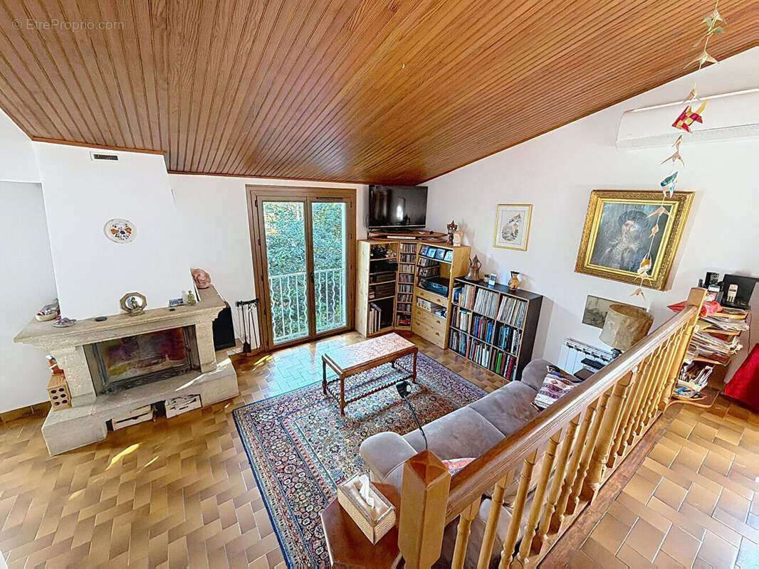 Maison à VILLENEUVE-LES-AVIGNON