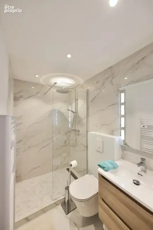 SAINT-TROPEZ : Appartement 4 pièces de 80 m² entièrement rénové, jardin de 100 m², piscine - photo 16