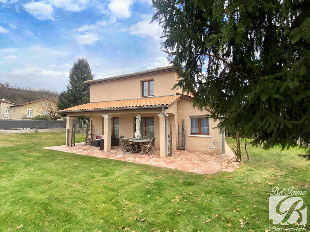 Maison à LA BOISSE