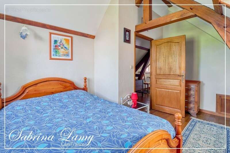  À Vendre : Élégante Propriété de Prestige en Pierre Meulière - 214 m² sur 2508 m² de Terrain - 5 chambres - photo 29