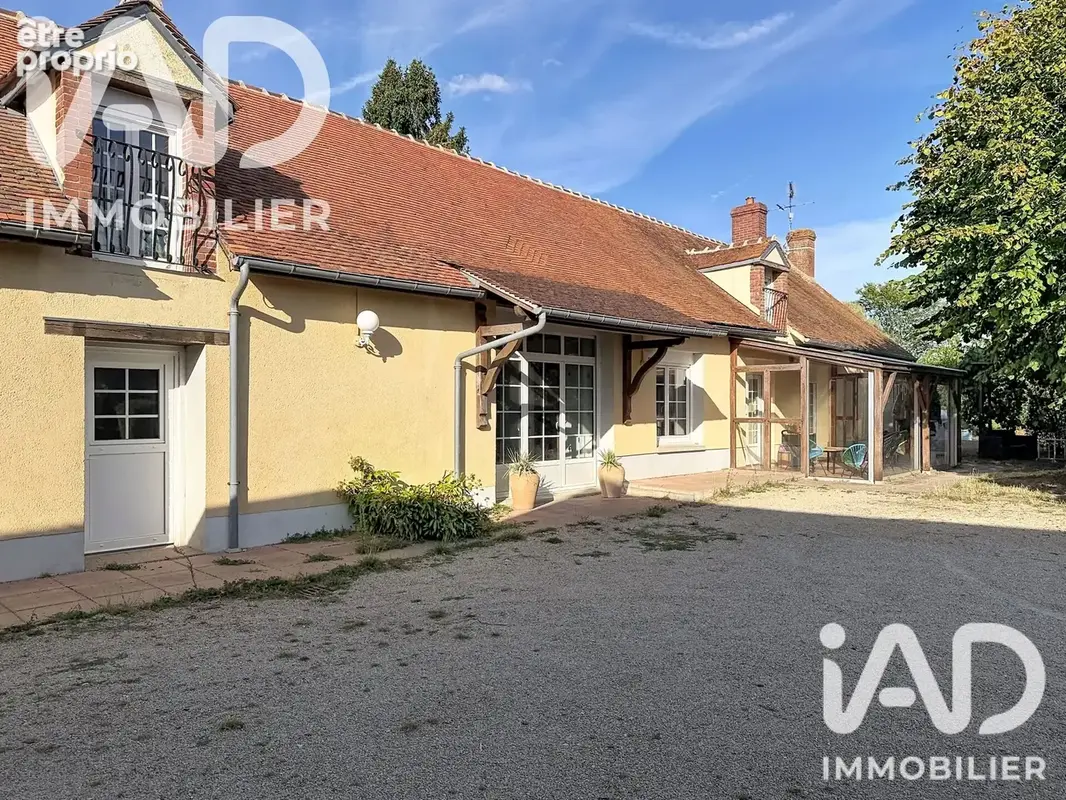 Photo 1 - Maison à VILLEMOUTIERS