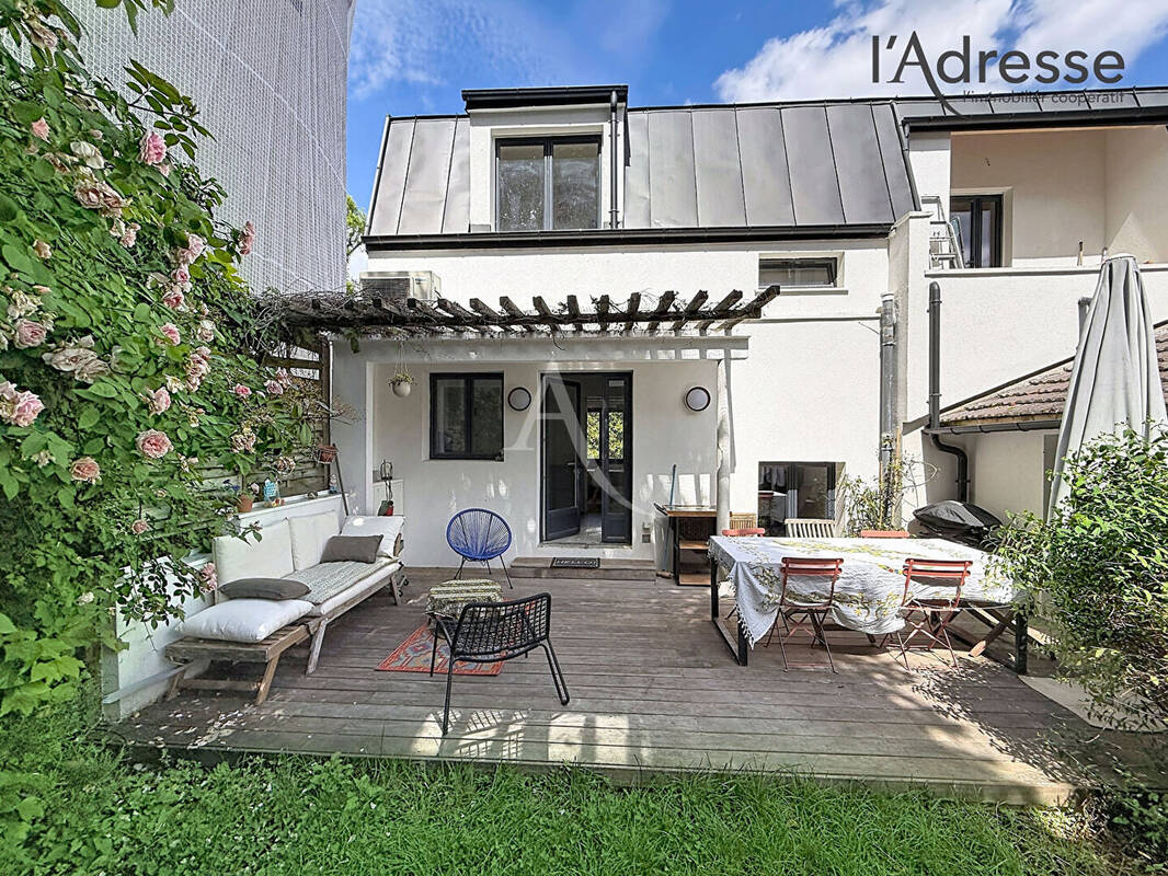 Maison à SURESNES