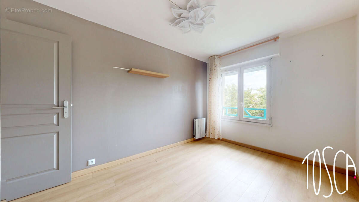 Appartement à THIAIS