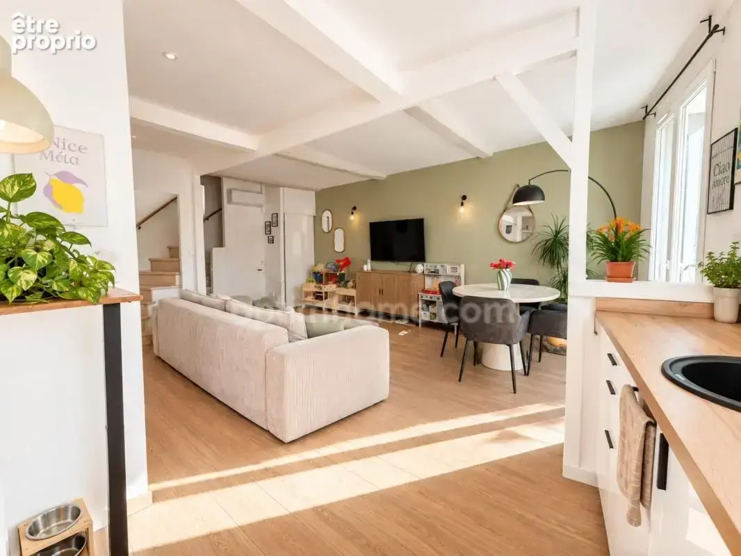 Maison T3 rénovée de 109m² avec studio indépendant, extérieur et potentiel locatif – PINET (34) - photo 2