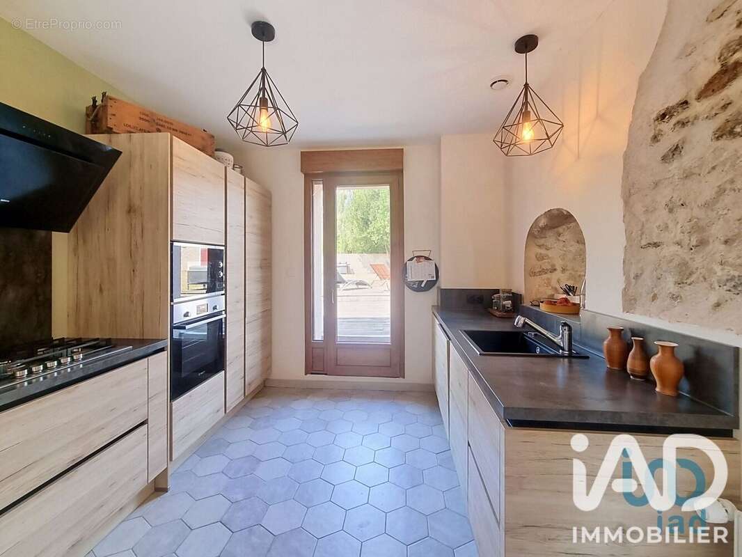 Maison 144 m² à Anet  - photo 3