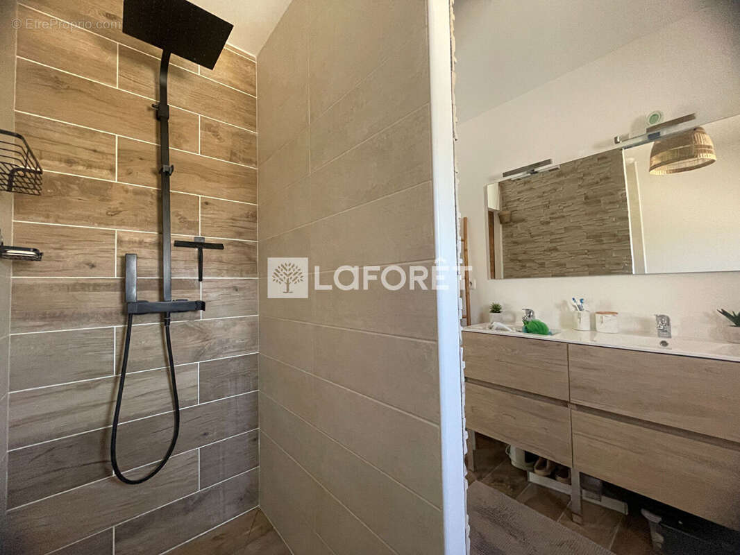 Maison à SAINT-ROMAIN-DE-BENET