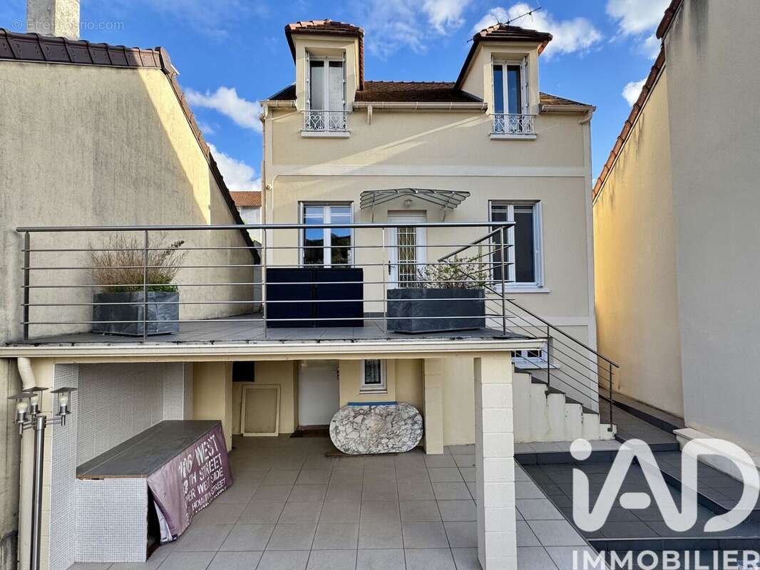 Maison 91 m² à Chaville  - photo 9