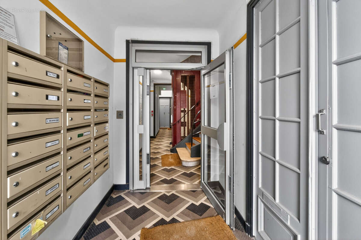 Appartement à PARIS-19E