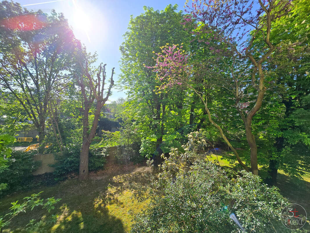 Appartement à FONTENAY-SOUS-BOIS