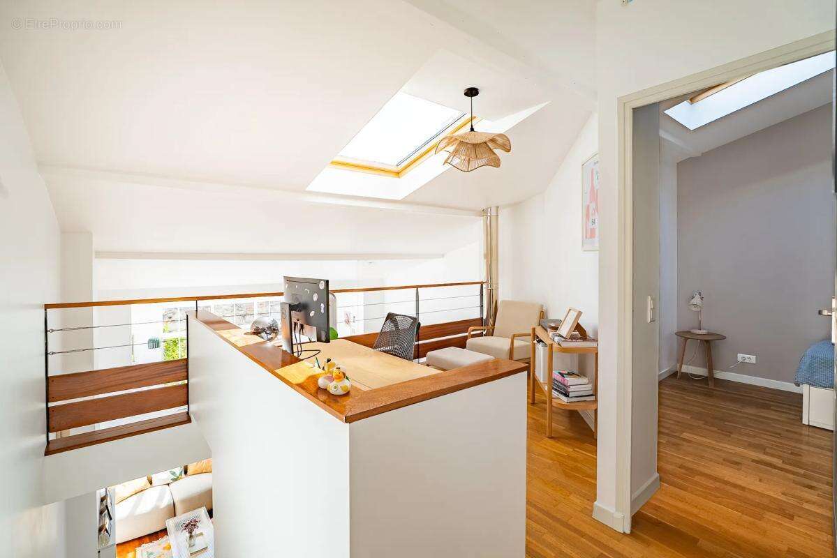 Maison en pierre rénovée de 142m² avec jardin – Saint Seurin - photo 6