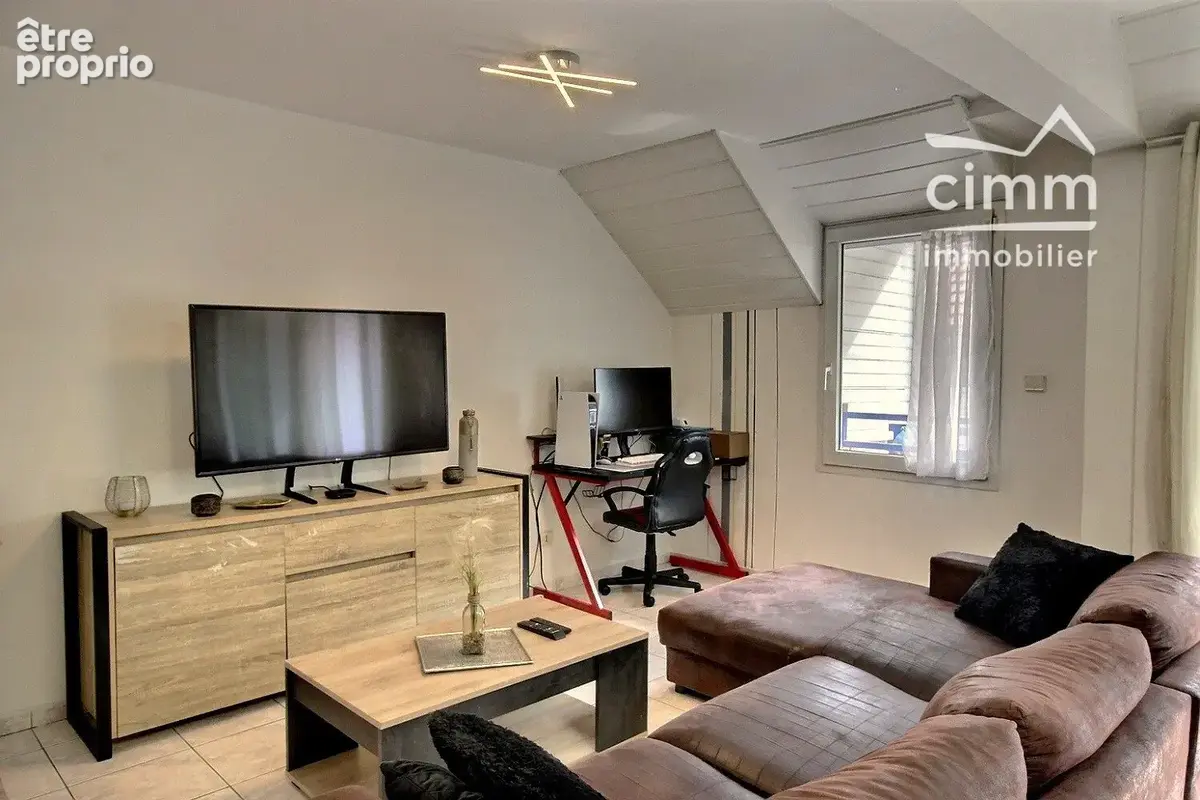Appartement 61 m² à Cluses  - photo 4