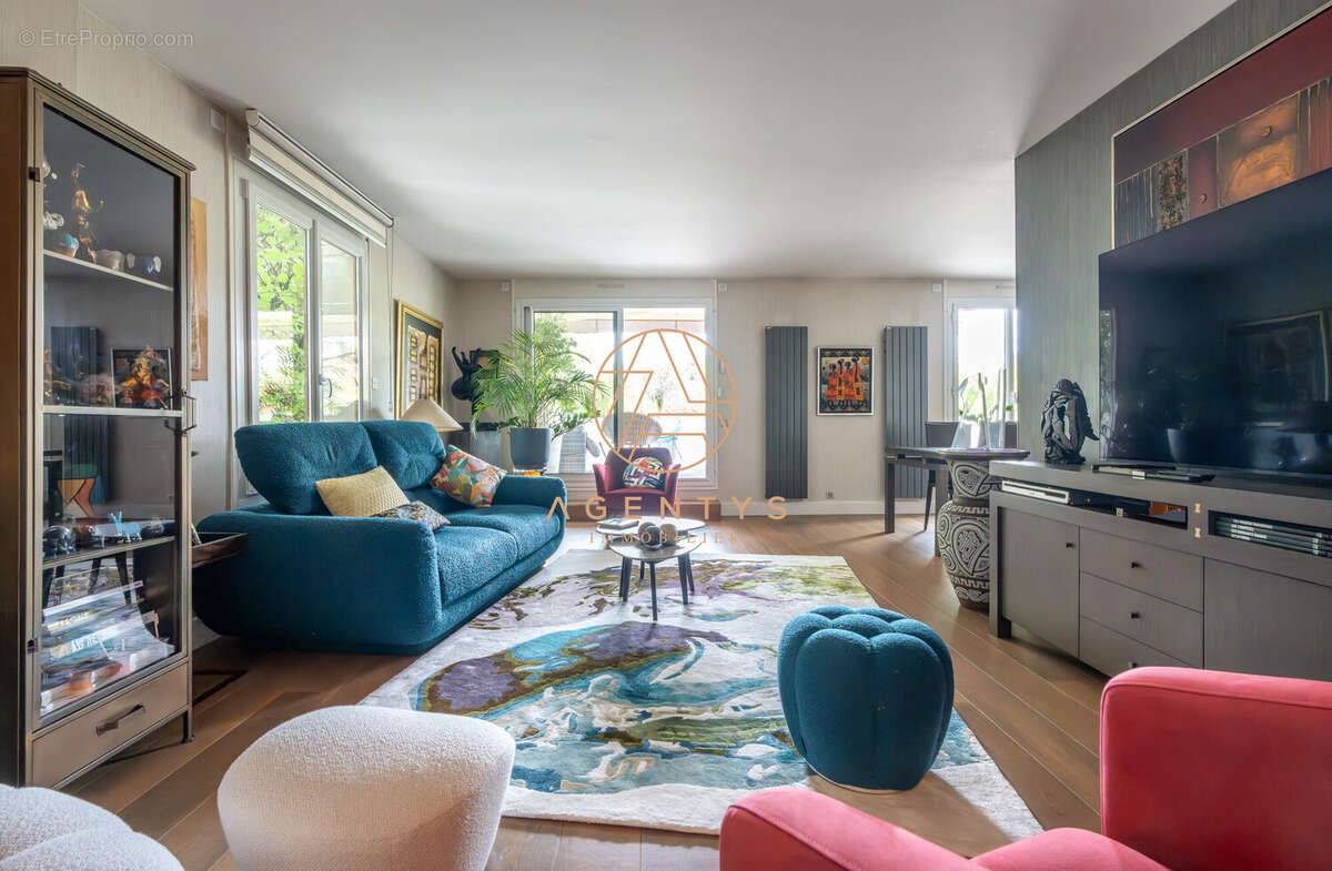 Appartement à LE PERREUX-SUR-MARNE