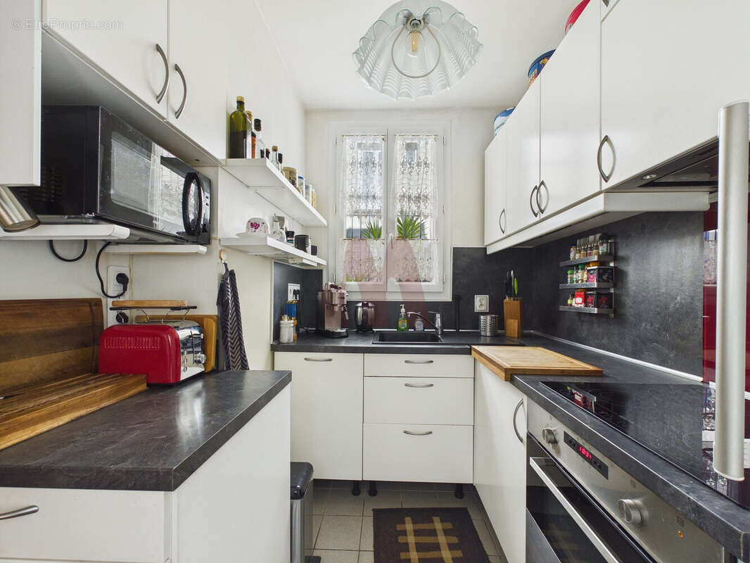 Appartement à IVRY-SUR-SEINE