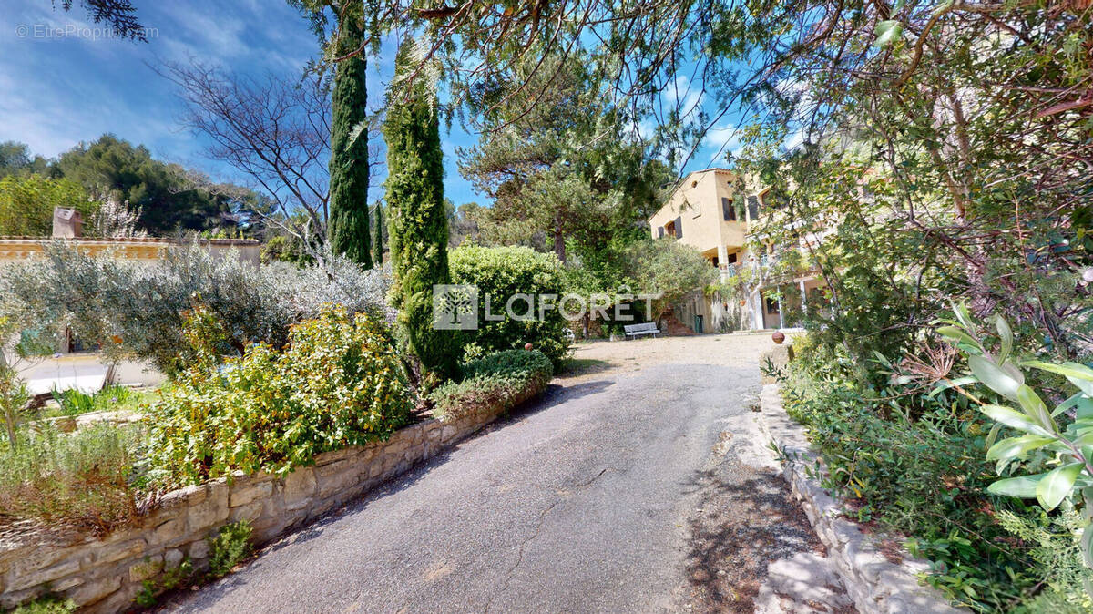 Maison à SALON-DE-PROVENCE