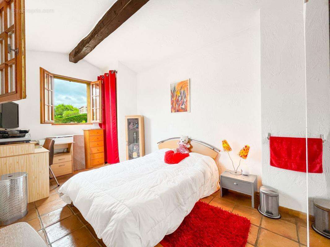 Maison à LA COLLE-SUR-LOUP