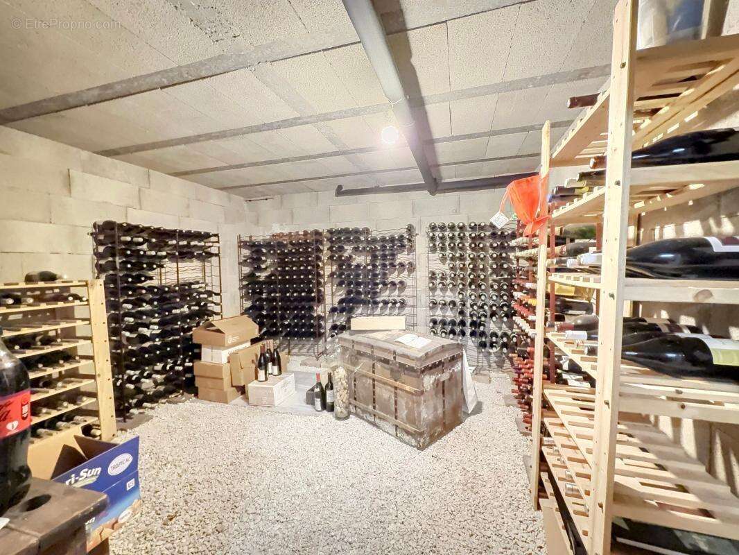 À vendre – Gevrey-Chambertin  Maison familiale entièrement rénovée de 182 m² 5 chambres - photo 23