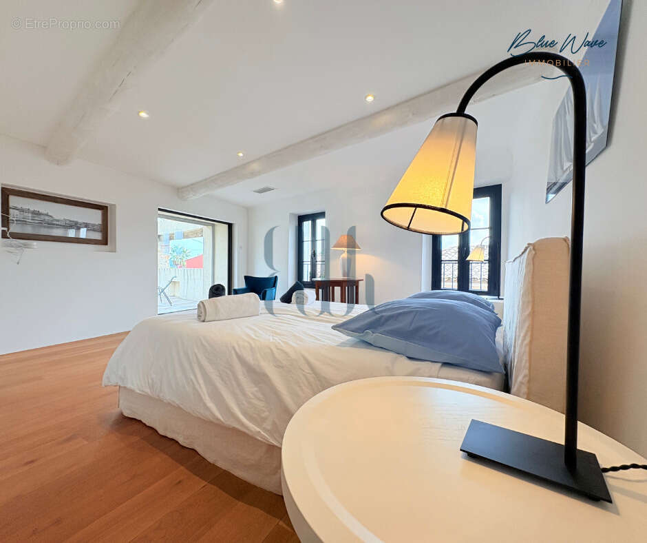 Maison à PLAN-DE-LA-TOUR