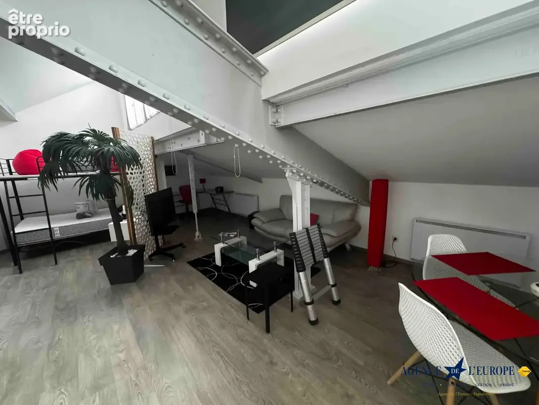 Appartement 39 m² à Vichy  - photo 5
