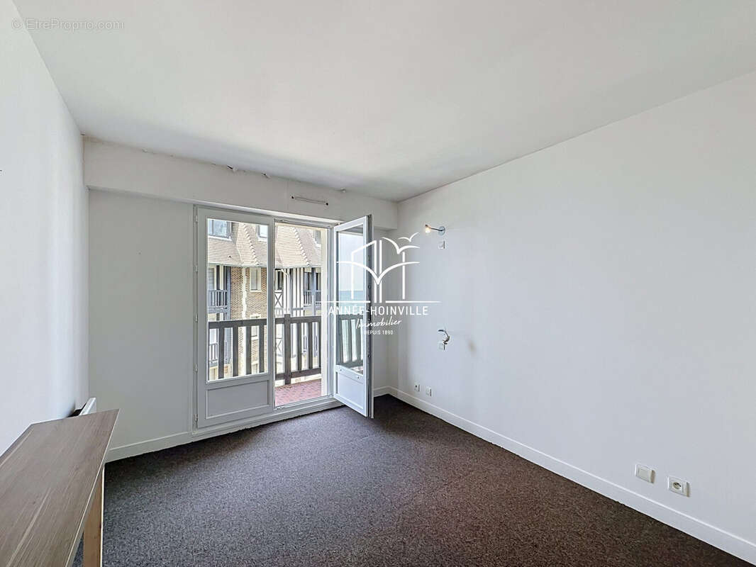 Appartement à BLONVILLE-SUR-MER