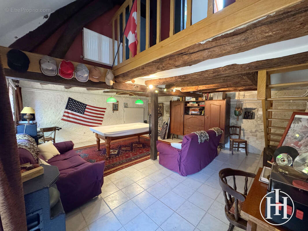 Maison à VALIGNY