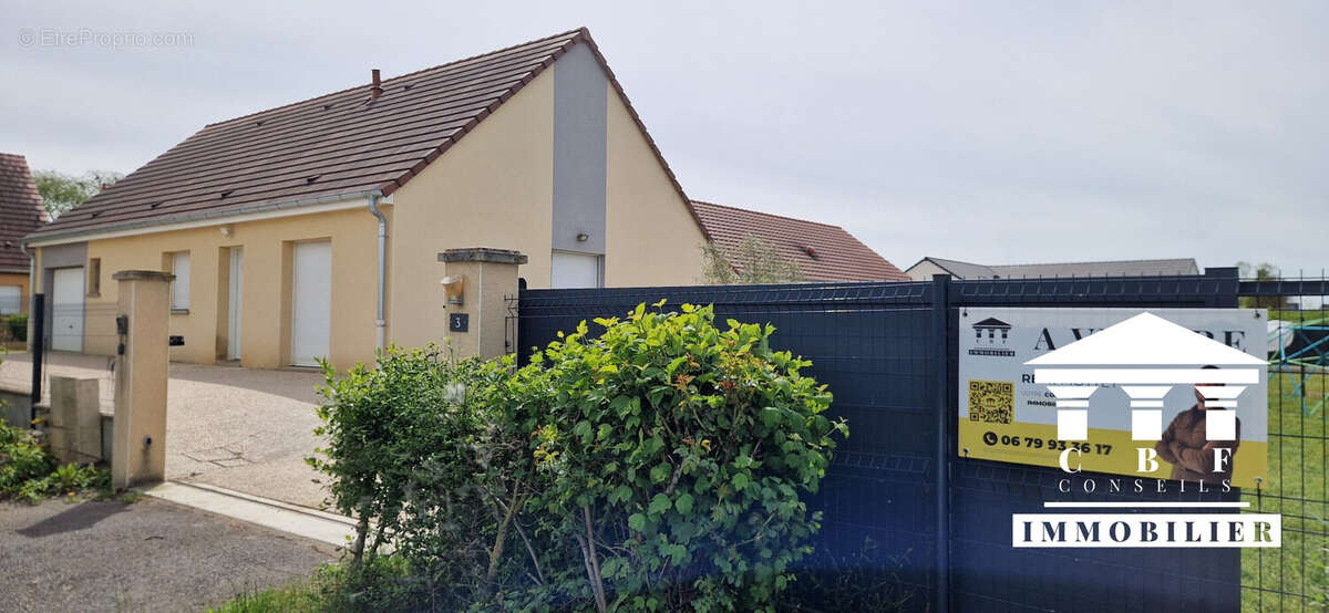 Maison à SAINT-LOUP-DE-VARENNES