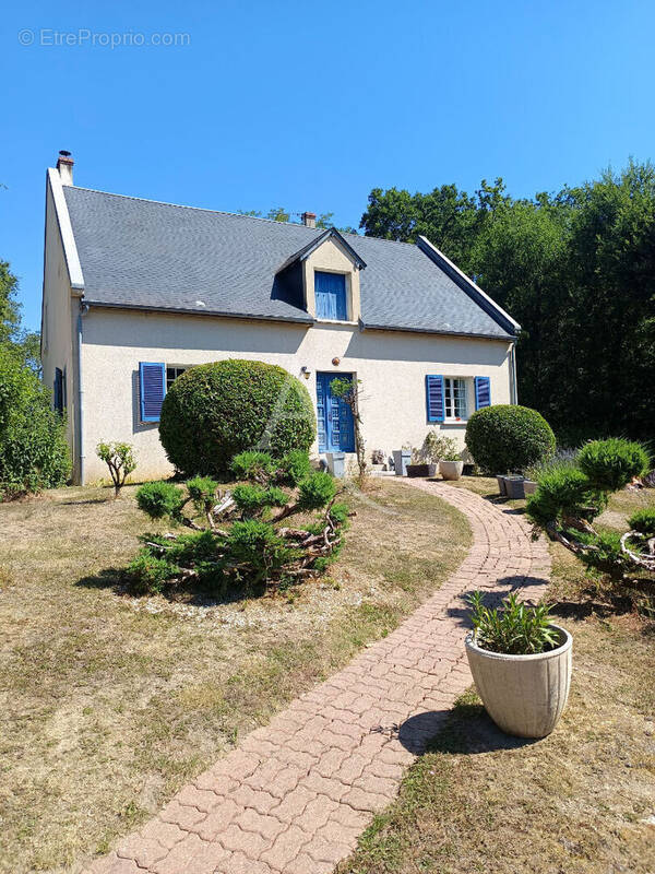 Maison à SAINT-JULIEN-DE-CHEDON