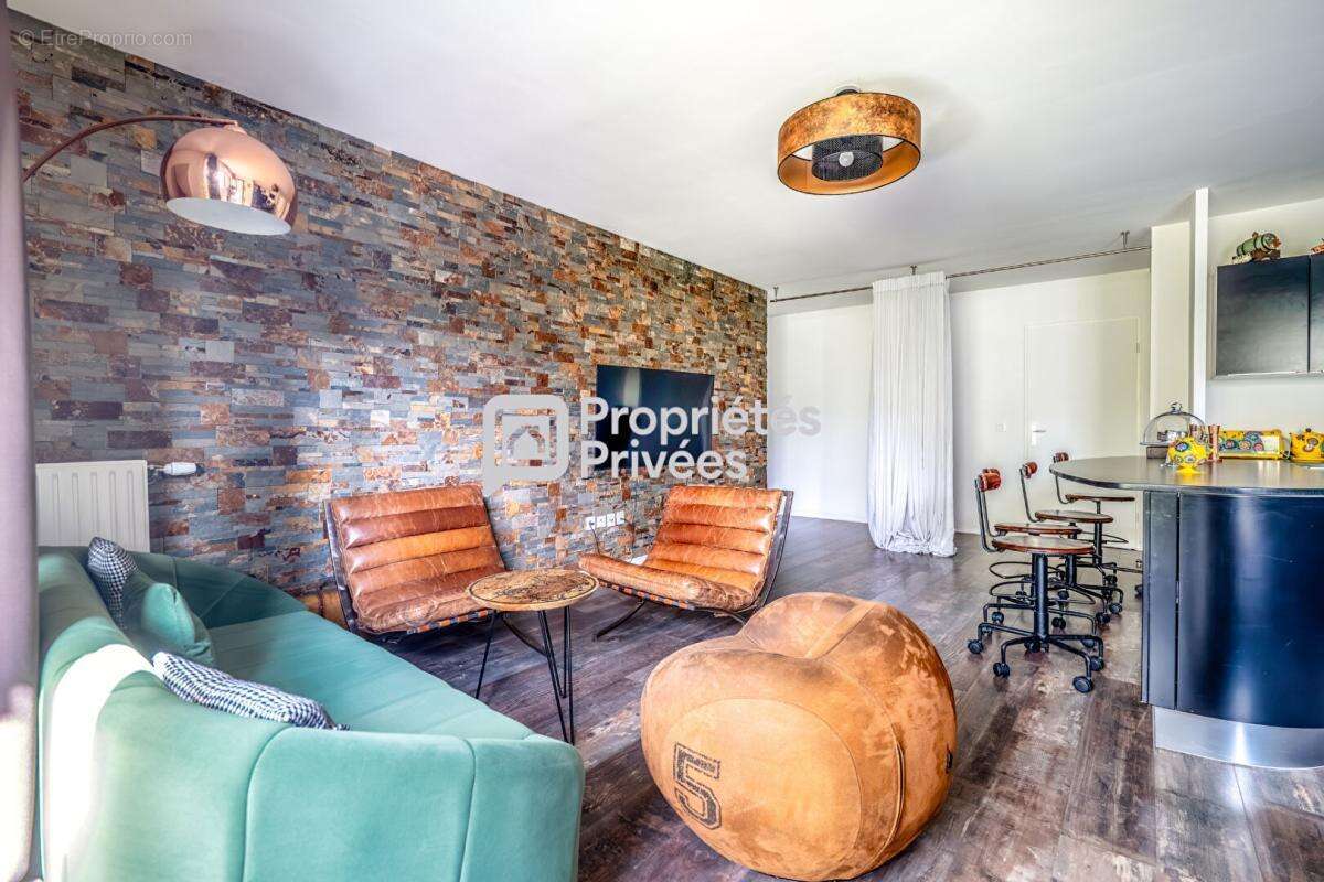 Appartement à NANTERRE