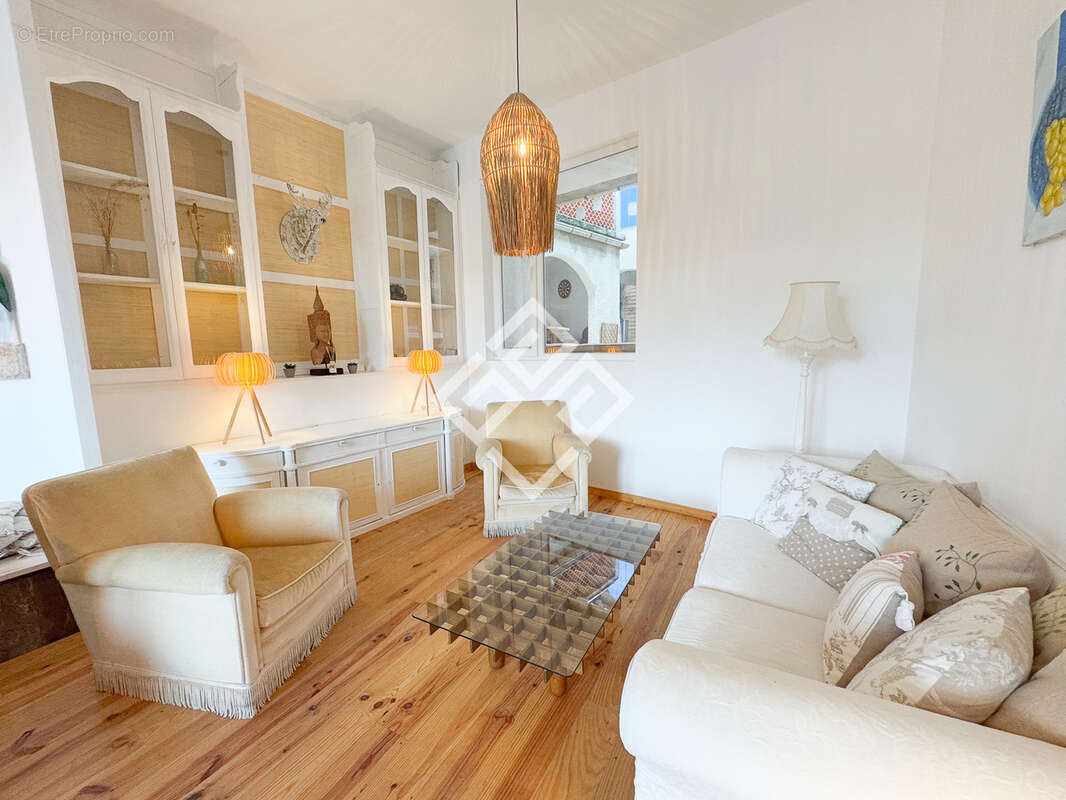 Maison à DURBAN-CORBIERES