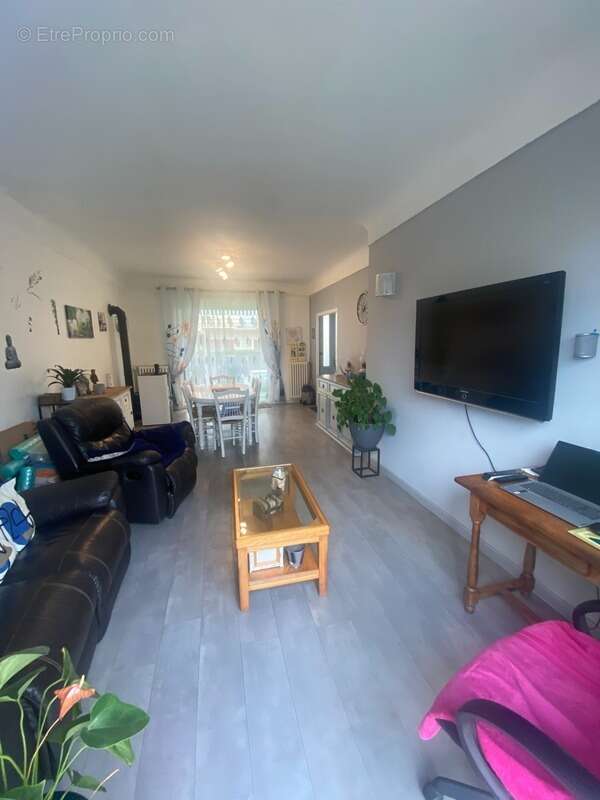 Maison à DECAZEVILLE