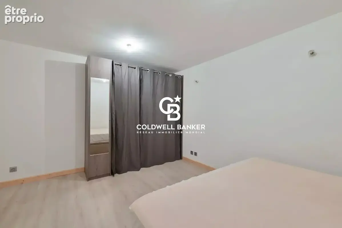 Appartement T2, 66.2 m² , Sallanches Hyper centre - photo 9