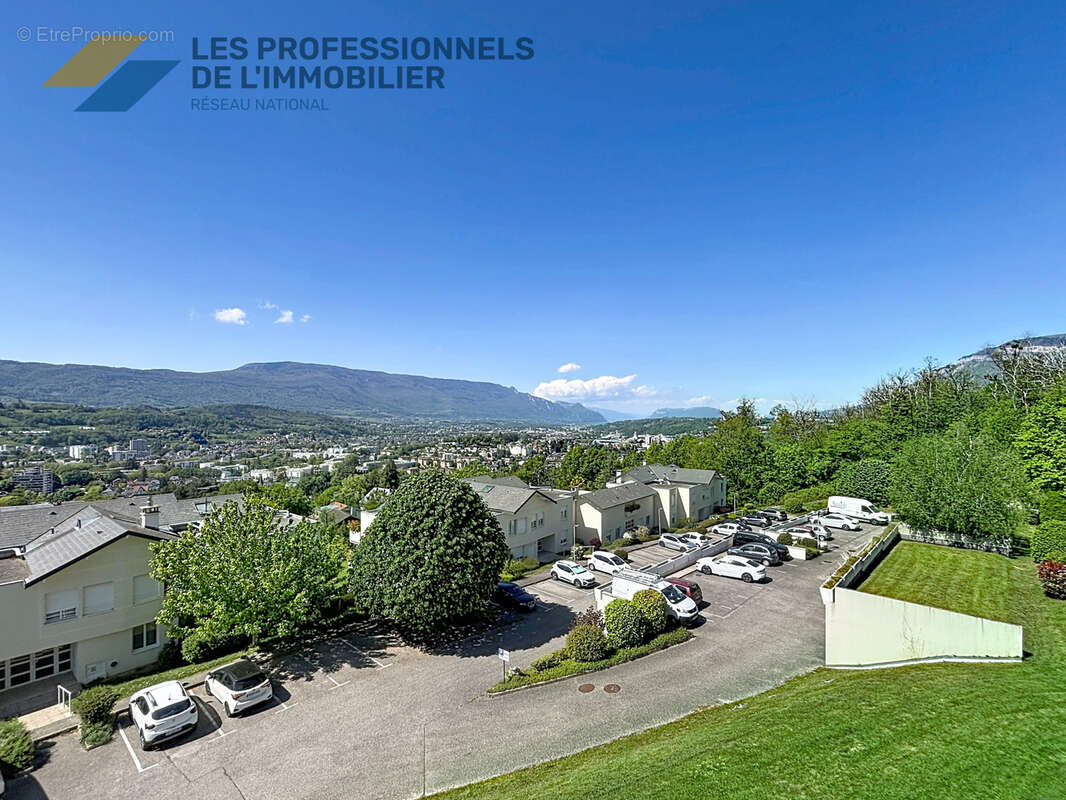Appartement à JACOB-BELLECOMBETTE