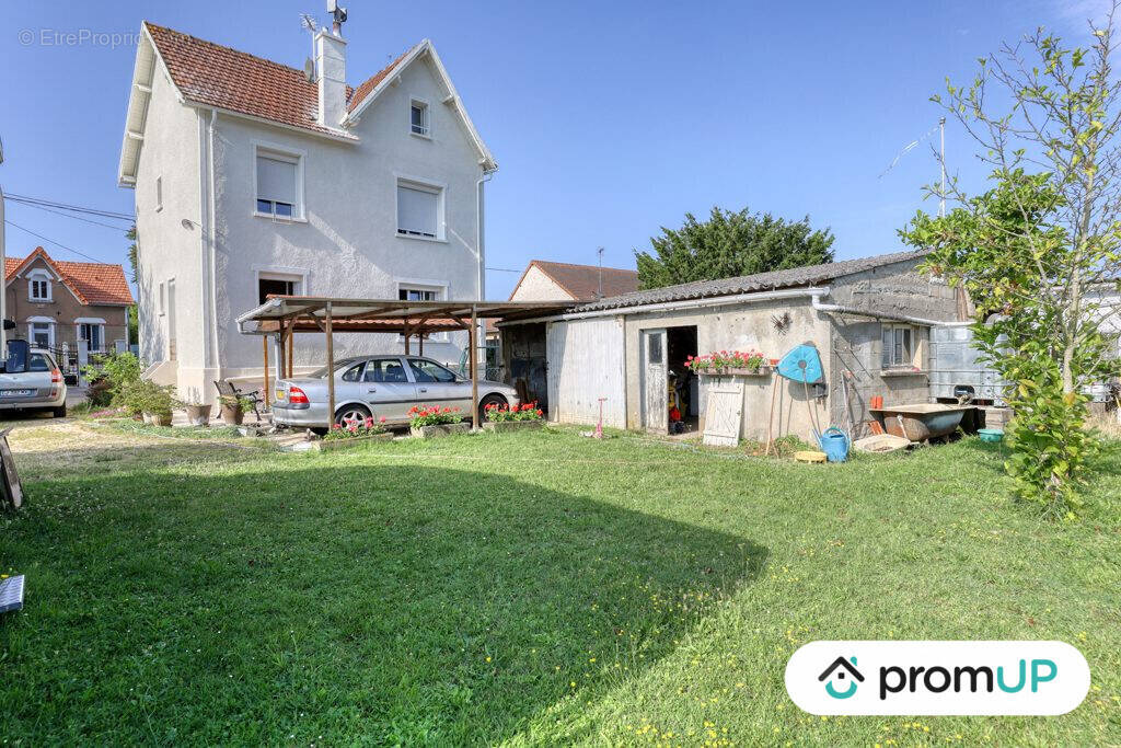 Maison à CHATELLERAULT