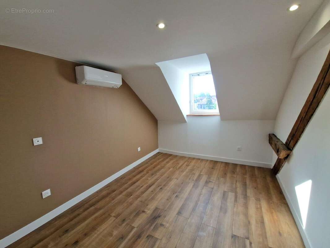 Appartement 35 m² à Sarreguemines  - photo 2