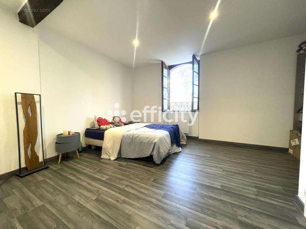 Maison à SAINT-AMADOU