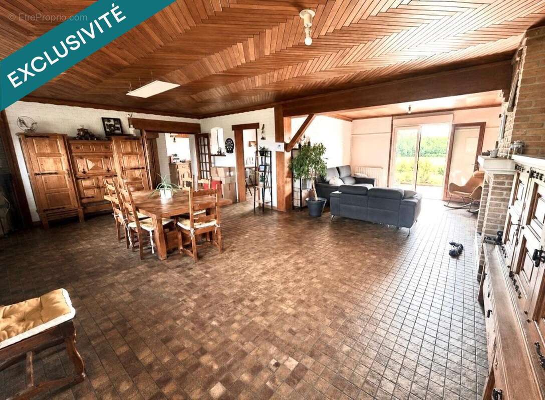 Maison 245 m² à Hazebrouck  - photo 3