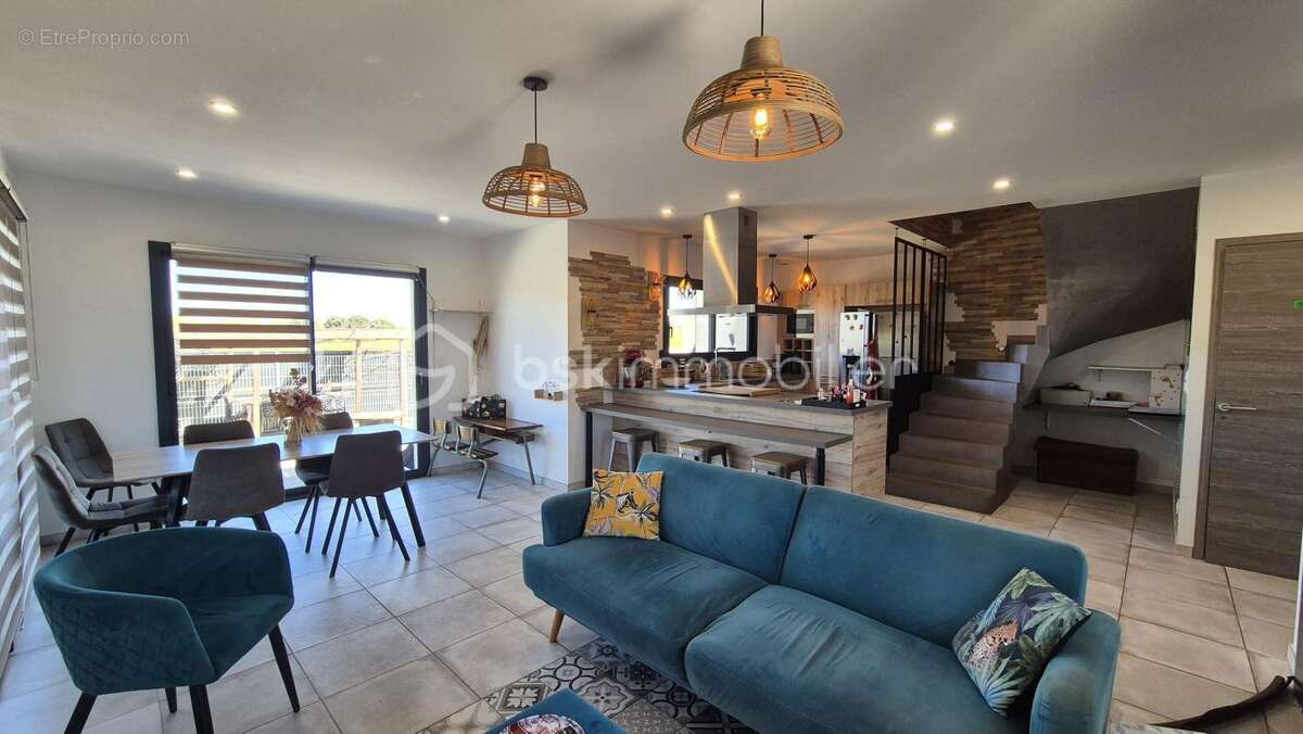 Maison à SAINT-CYPRIEN