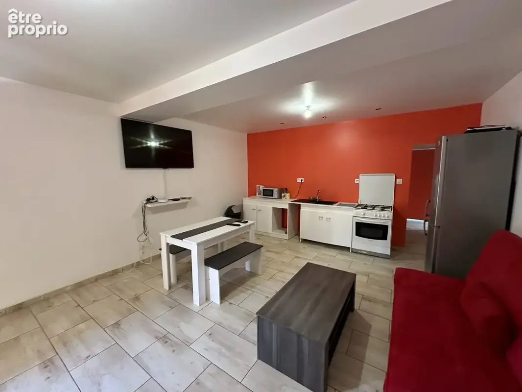 Immeuble  T3 + cave et terrasse sur un terrain 229 m2 - photo 2