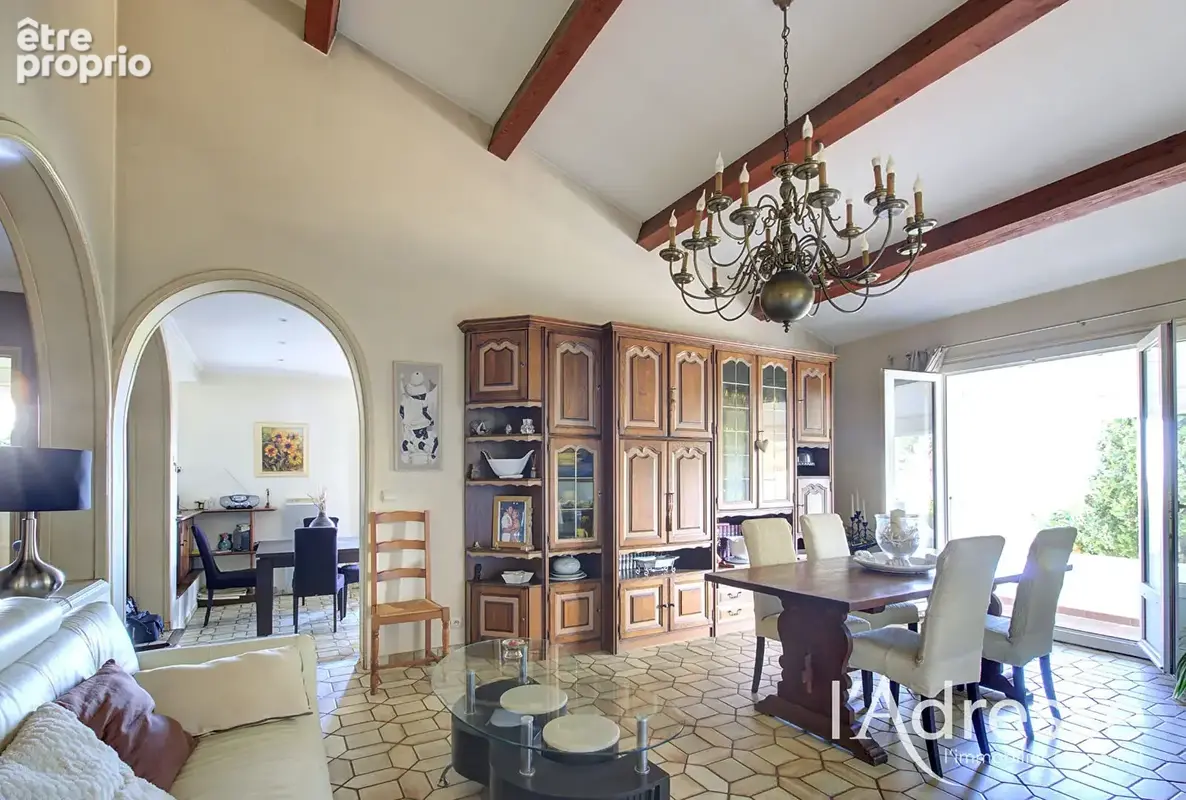 Maison FURIANI  7 pièces 207 m2  avec piscine . - photo 11