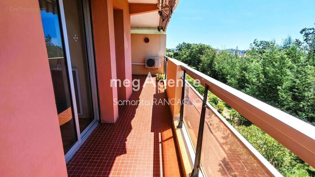 Coup de cœur – T2 avec terrasse, vue dégagée et stationnement privatif - photo 3