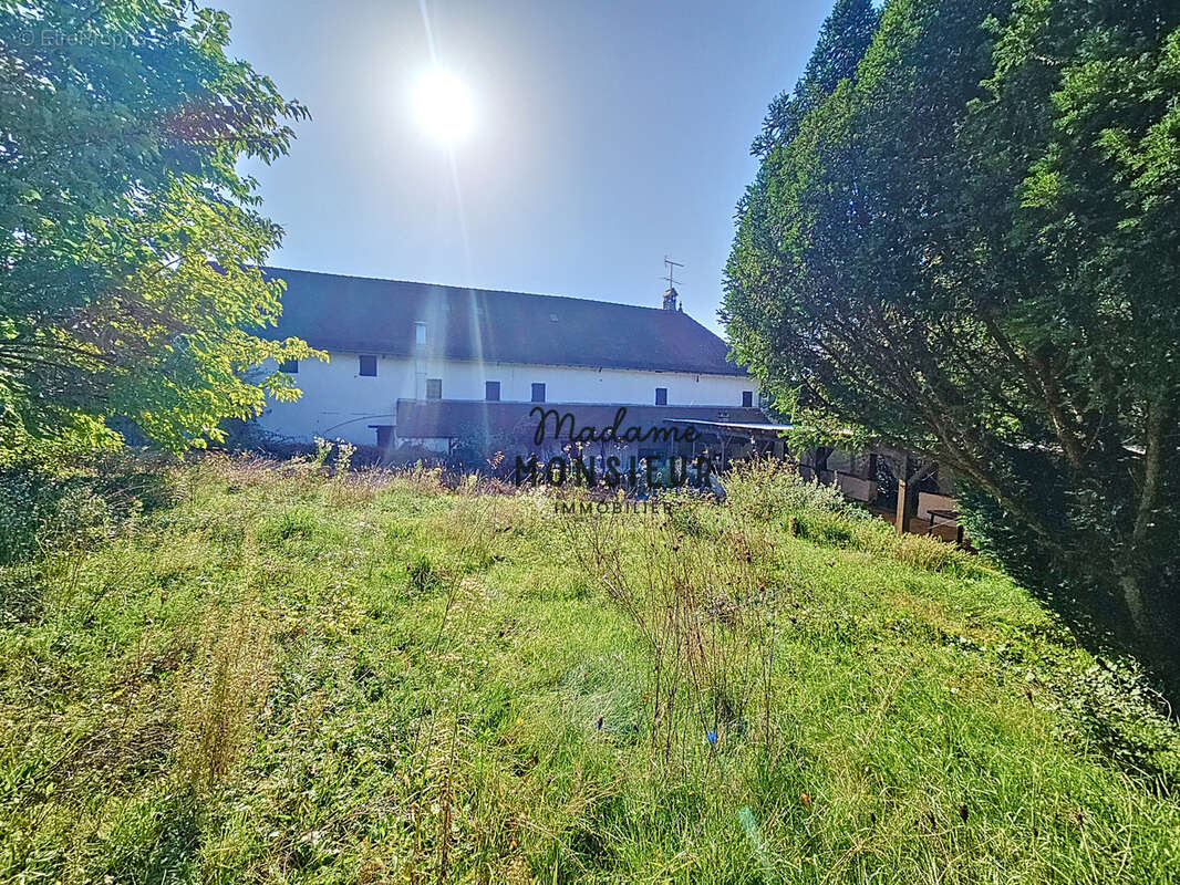 Maison à VIGNIEU
