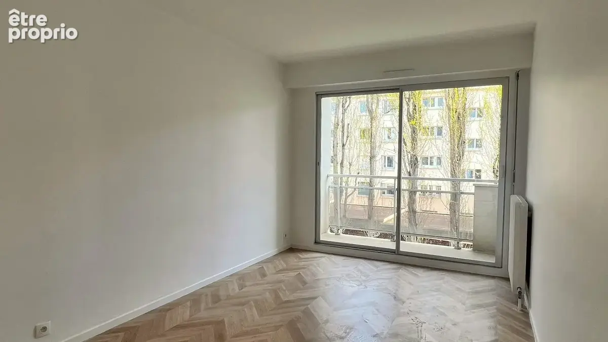 Quartier Centre administratif - Appartement 3 pièces balcon - photo 9