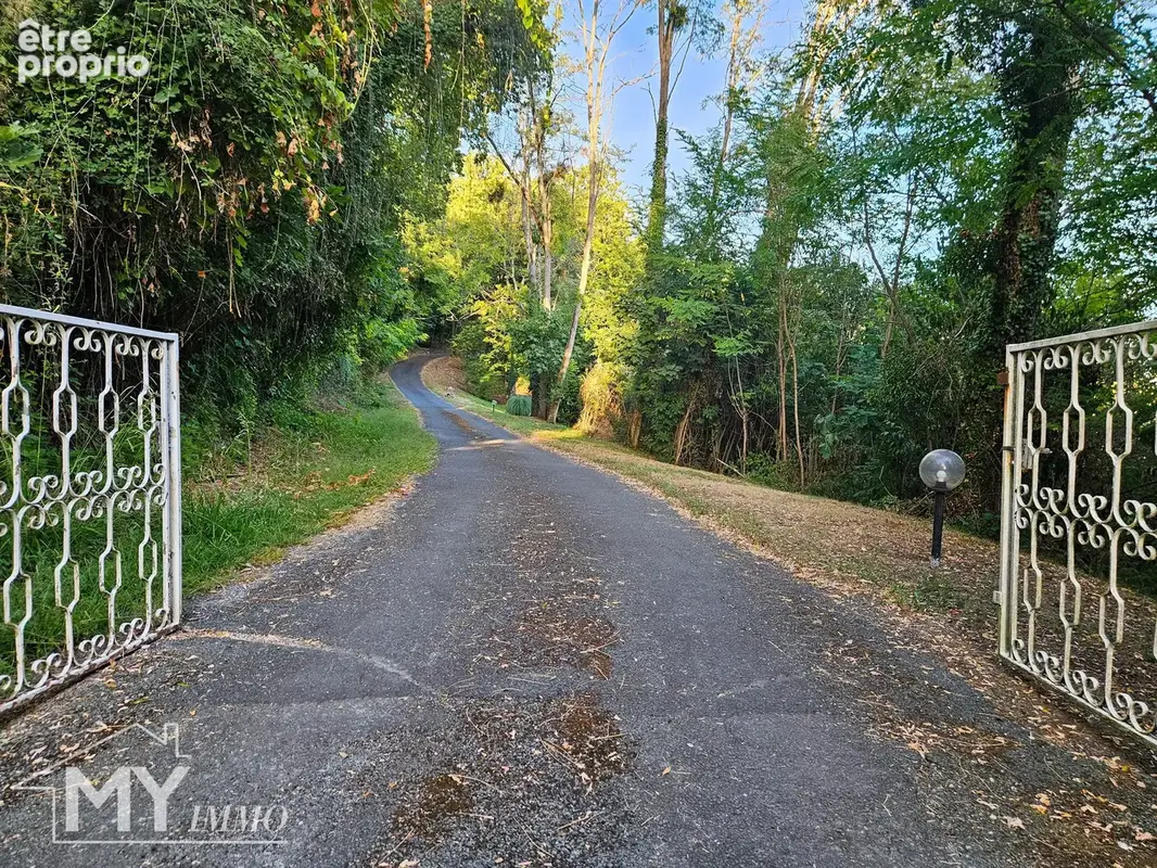 Vélines : Maison d’architecte de 218 m² avec piscine sur près de 2,8 hectares - photo 37