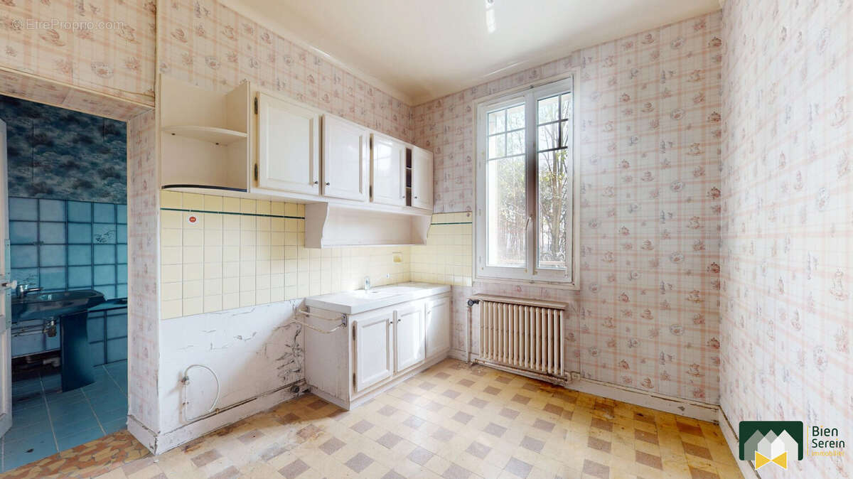 Maison à LEVES