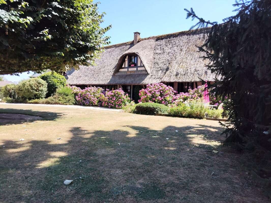 Maison 163 m² à Saint-Ouen-Du-Tilleul  - photo 3