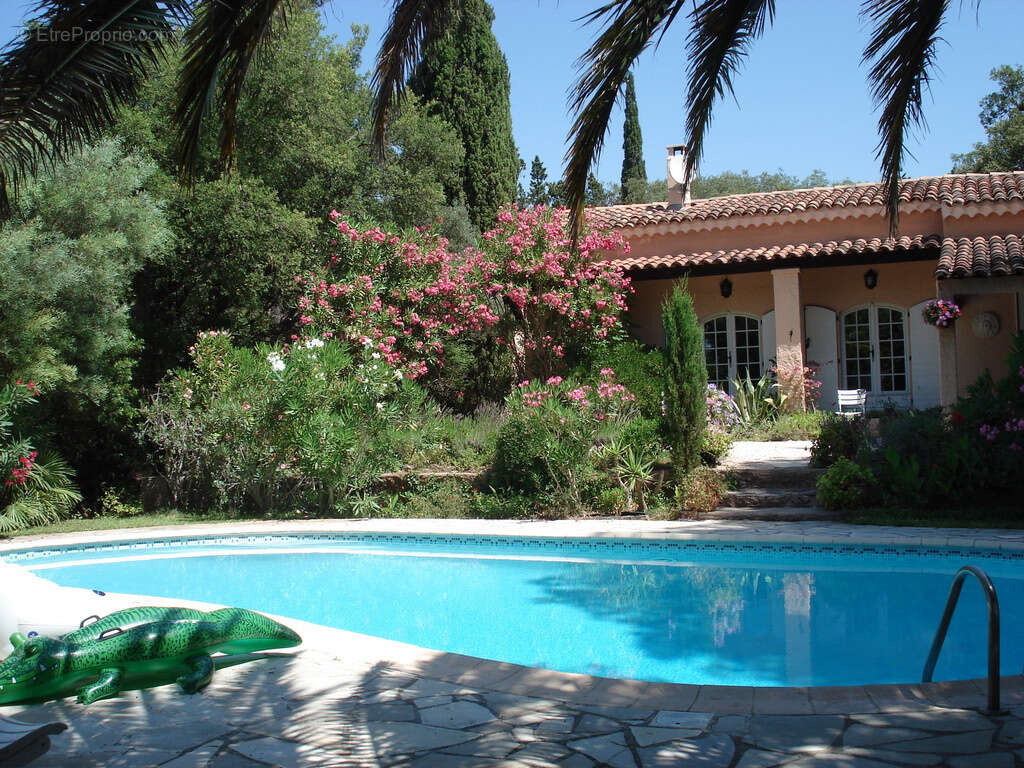 Maison à FREJUS
