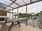 En Exclusivité : Maison semi-individuelle, 3 chambres, grand jardin avec terrasse, garage et places de stationnements. Titan immobilier - Maison à DUNKERQUE